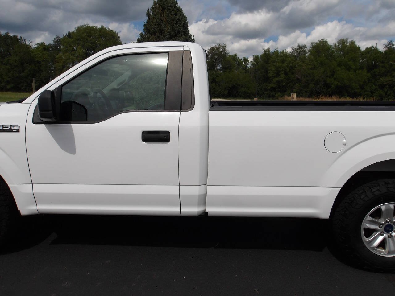 Used 2019 Ford F150 XL w/ Equipment Group 101A Mid RWD image 38