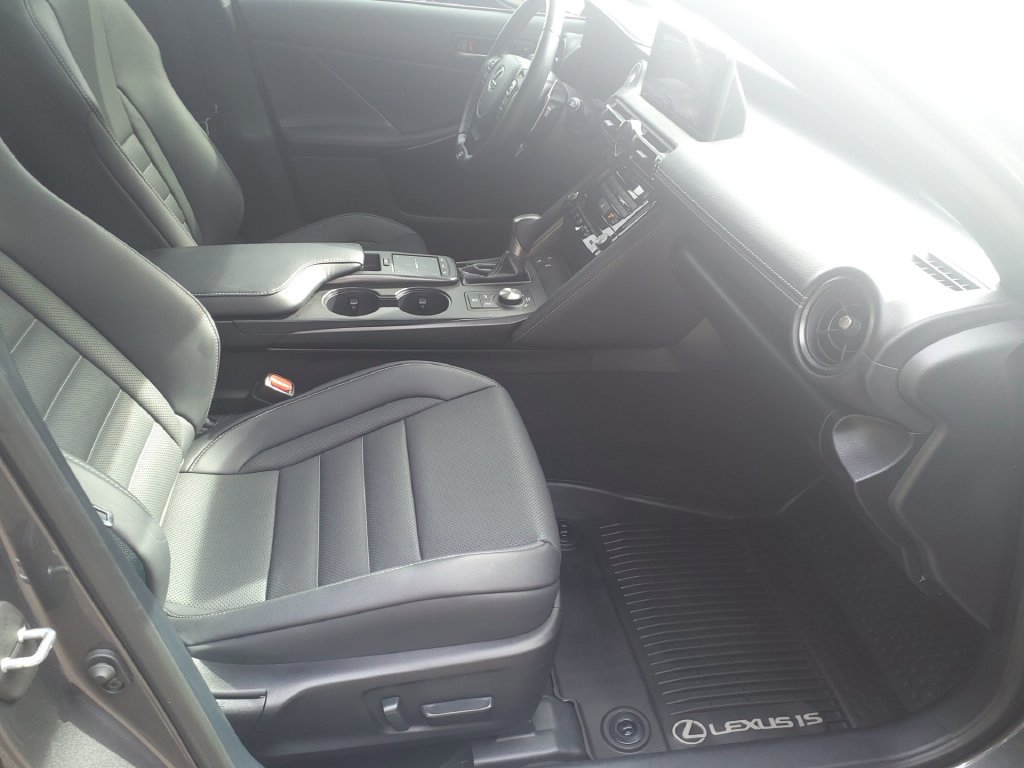 Used 2024 Lexus IS 350 F Sport w/ Navigation Package RWD image 11