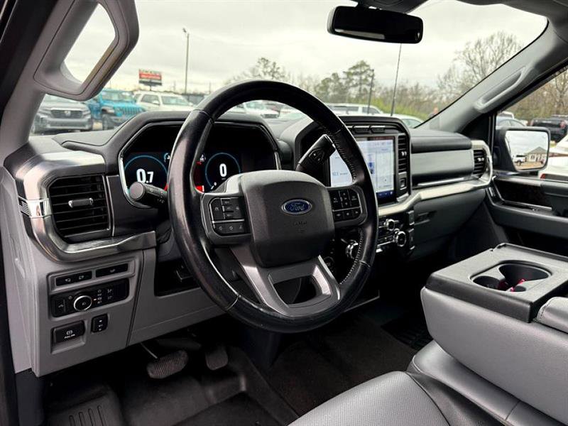 Used 2022 Ford F150 Lariat image 14