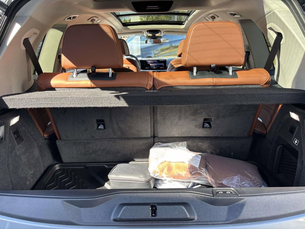 New 2026 BMW X7 xDrive40i image 9