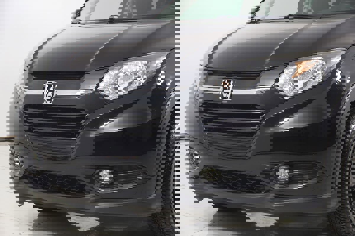 Used 2018 Honda HR-V EX image 47