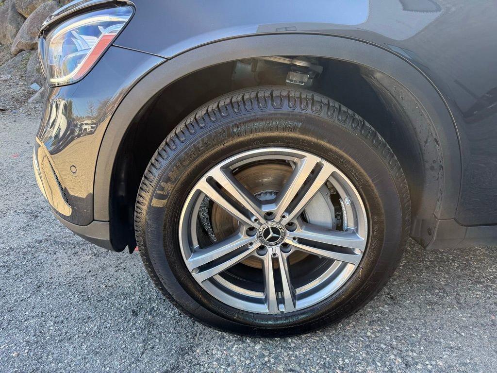 Used 2022 Mercedes-Benz GLC 300 4MATIC image 9