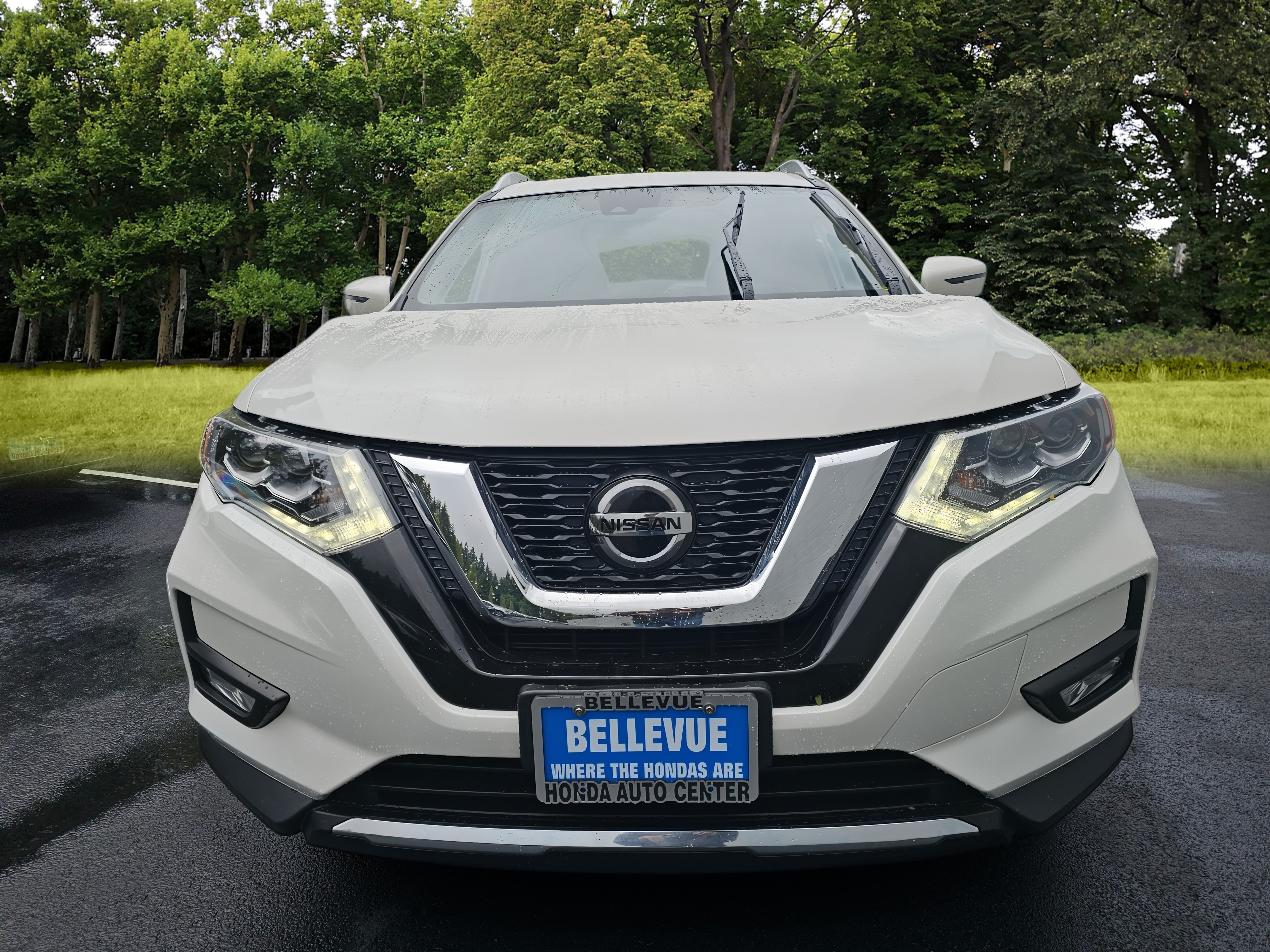 Used 2018 Nissan Rogue SL AWD/4WD image 2