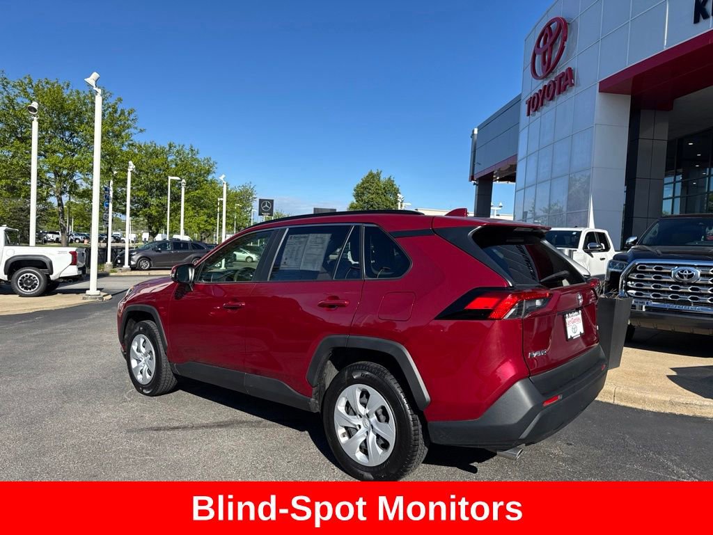 Used 2019 Toyota RAV4 LE w/ All Weather Liner Package FWD image 5