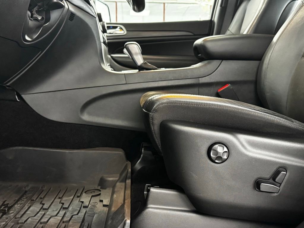 Used 2021 Jeep Grand Cherokee Laredo X AWD/4WD image 9