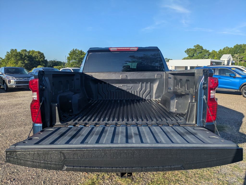 Used 2022 Chevrolet Silverado 1500 Custom image 12