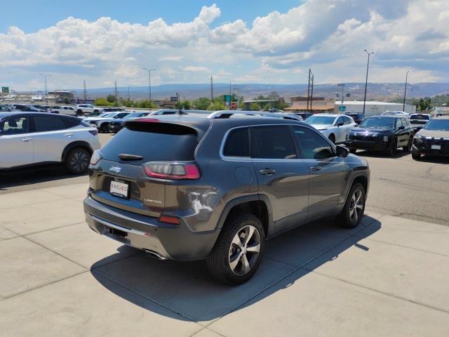 Used 2019 Jeep Cherokee Limited w/ Trailer Tow Group AWD/4WD image 5