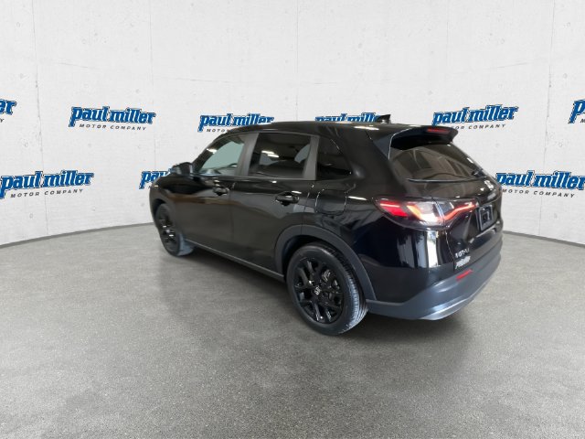 Used 2024 Honda HR-V Sport image 8