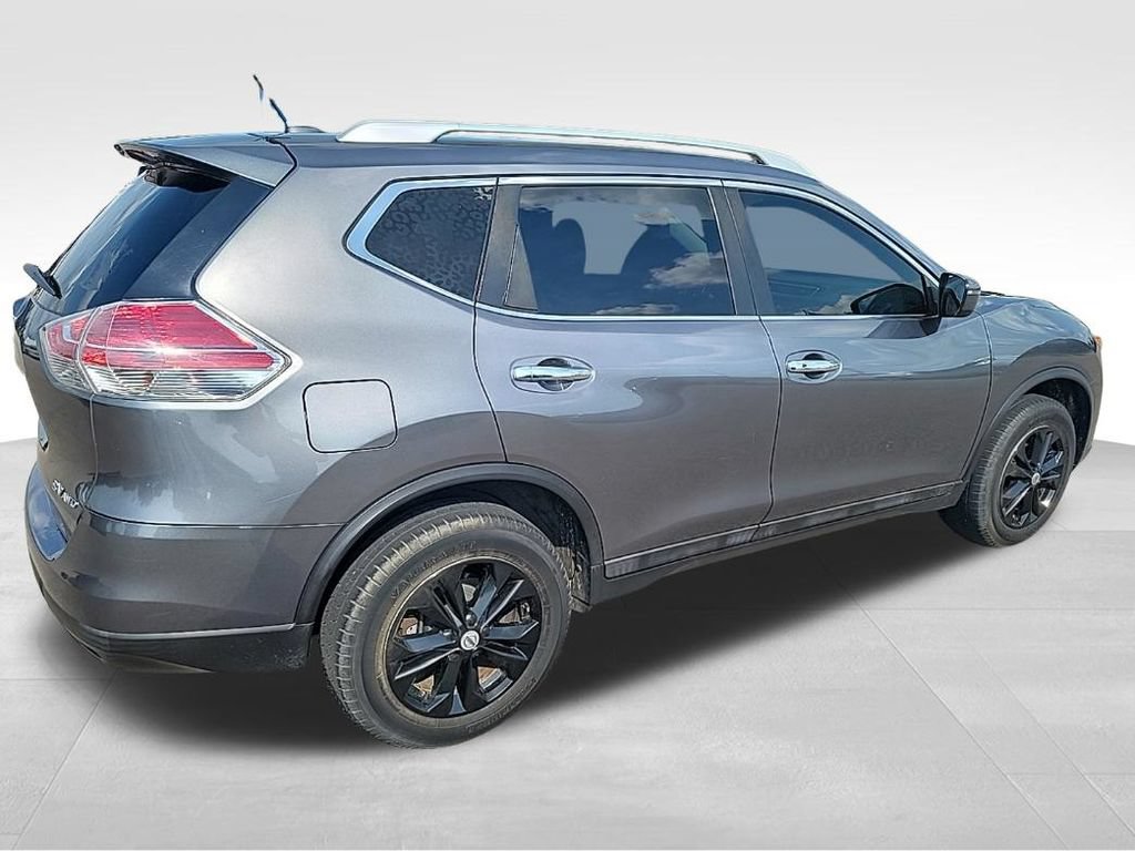 Used 2016 Nissan Rogue SV AWD/4WD image 12