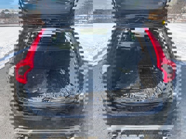 Used 2018 Volvo V60 T5 Dynamic w/ Protection Package image 8