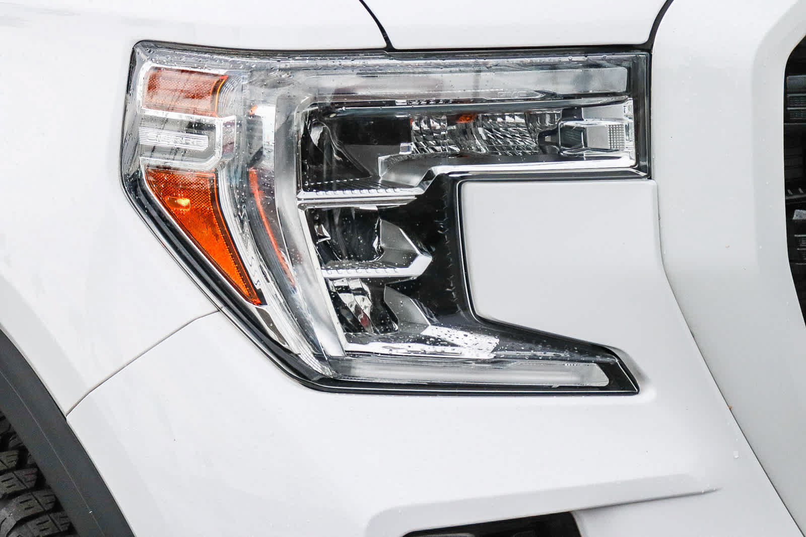 Used 2021 GMC Sierra 1500 Elevation AWD/4WD image 4
