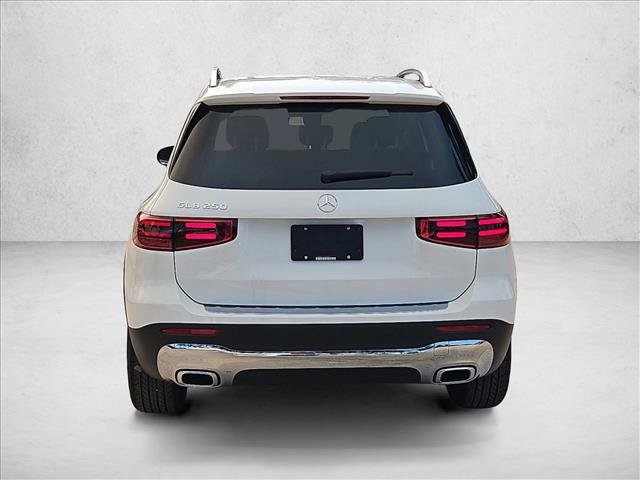 New 2026 Mercedes-Benz GLB 250 image 8
