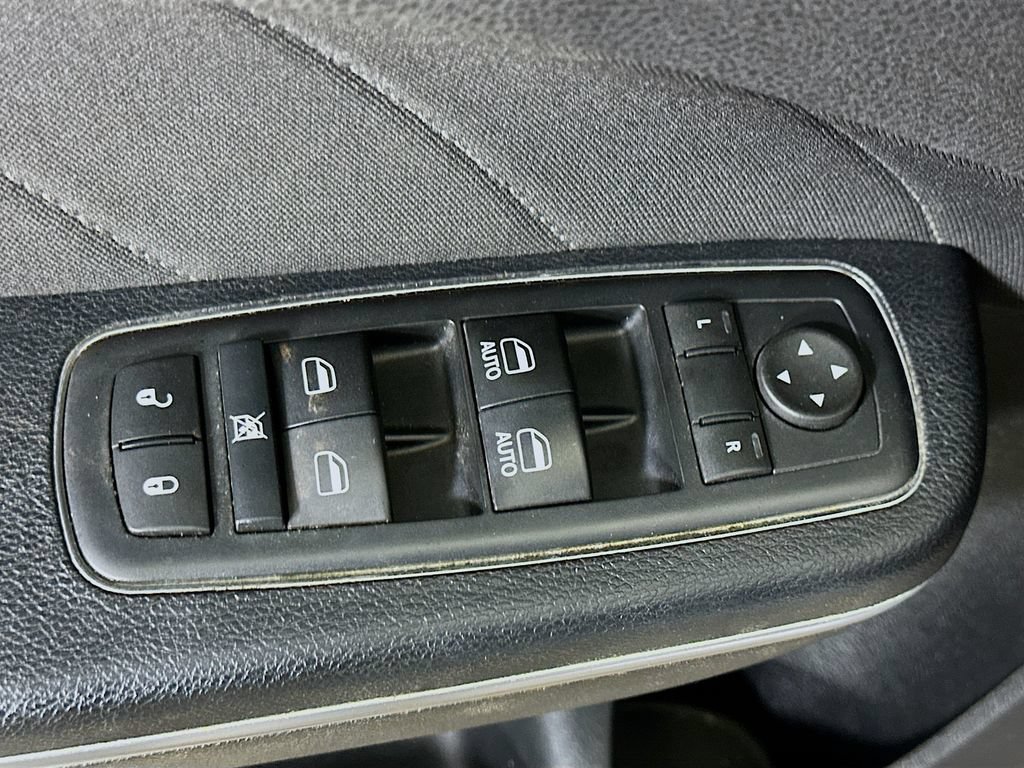 Used 2017 Dodge Charger R/T RWD image 14