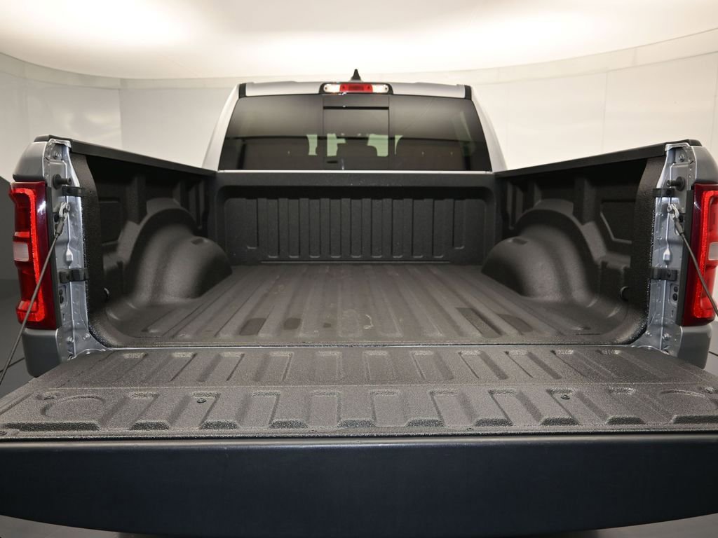 Used 2025 RAM 1500 Big Horn image 24