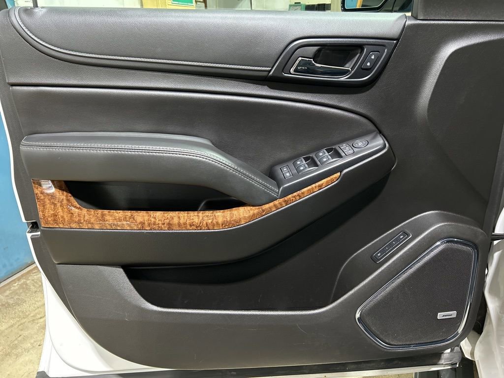Used 2019 Chevrolet Suburban Premier image 18