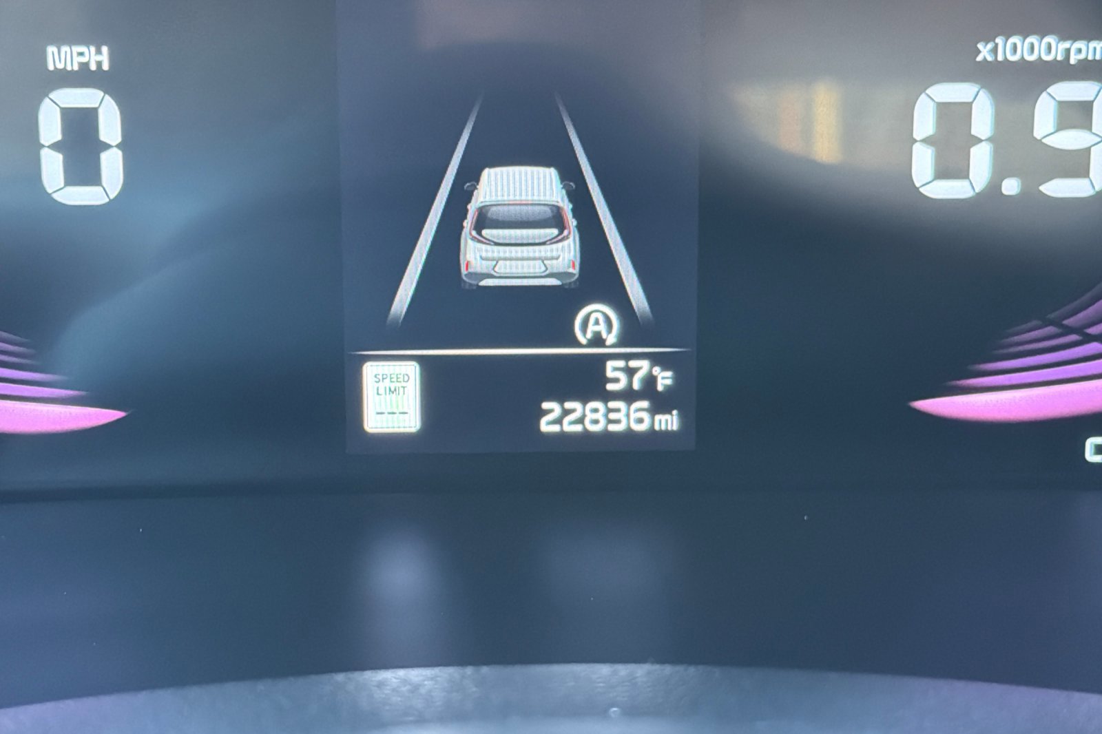 Used 2025 Kia Soul LX w/ LX Technology Package image 24