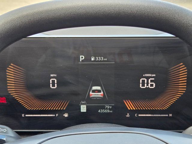 Used 2025 Kia K4 LXS image 16
