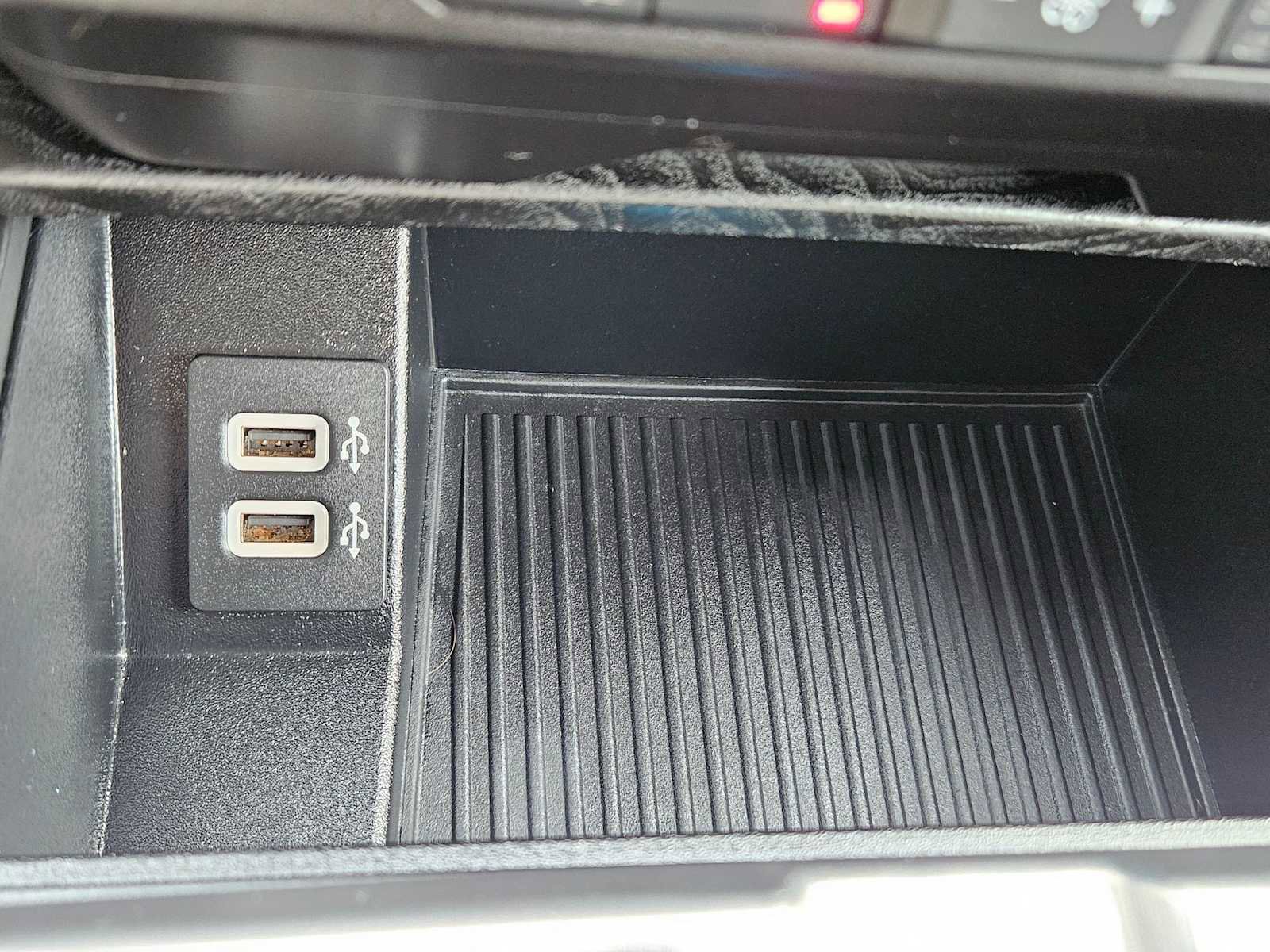 Used 2020 Ford F150 Platinum w/ Equipment Group 701A Luxury image 32