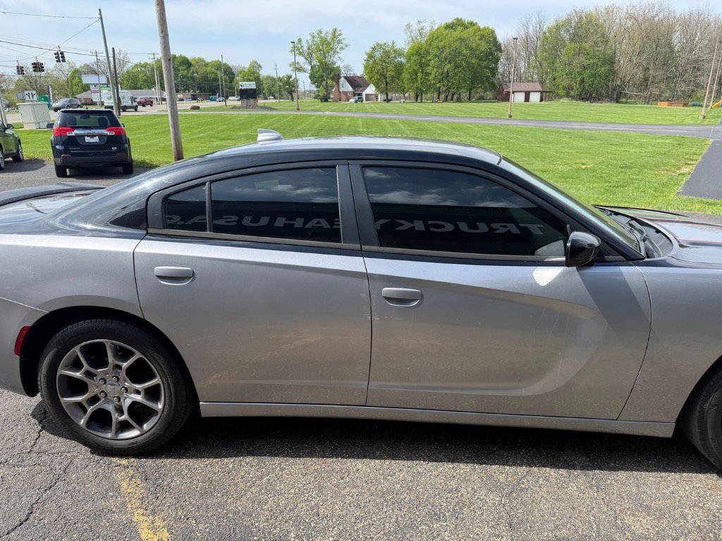 Used 2016 Dodge Charger SXT image 6