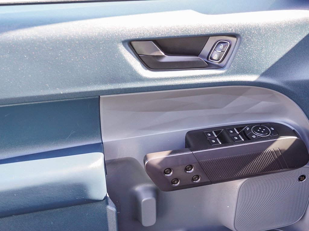 Used 2024 Ford Maverick Lariat w/ Black Appearance Package image 18