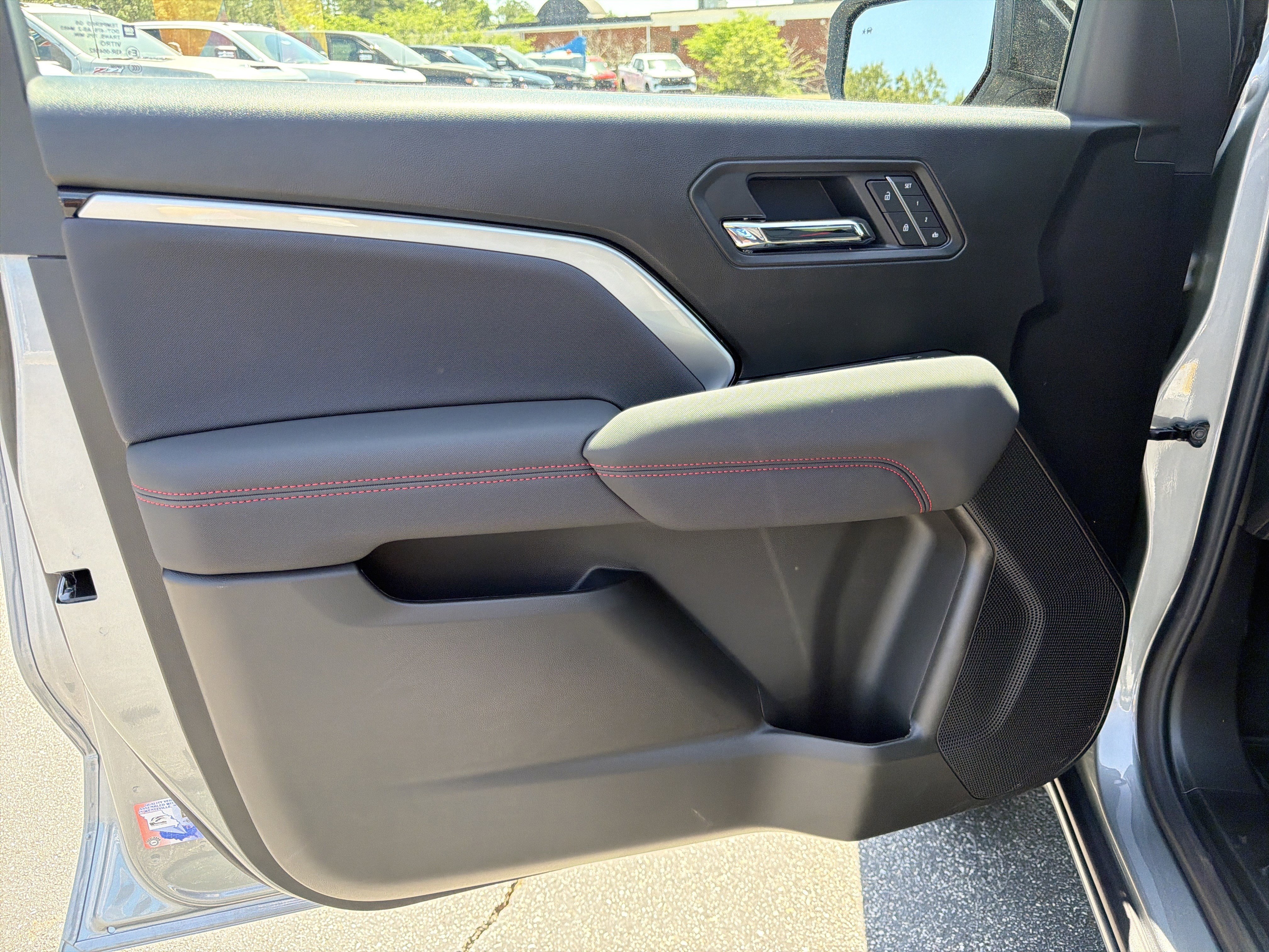 New 2026 Chevrolet Colorado Z71 image 10