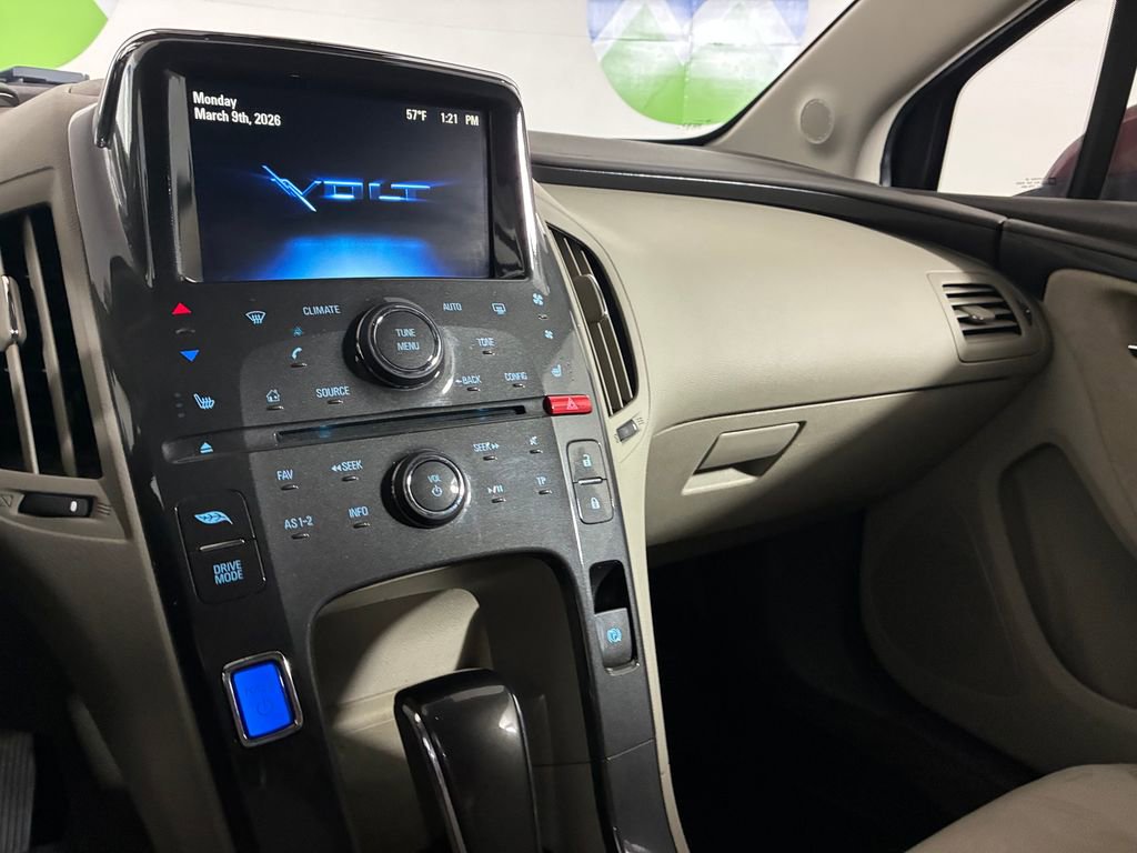 Used 2014 Chevrolet Volt Premium w/ Premium Trim Package image 13