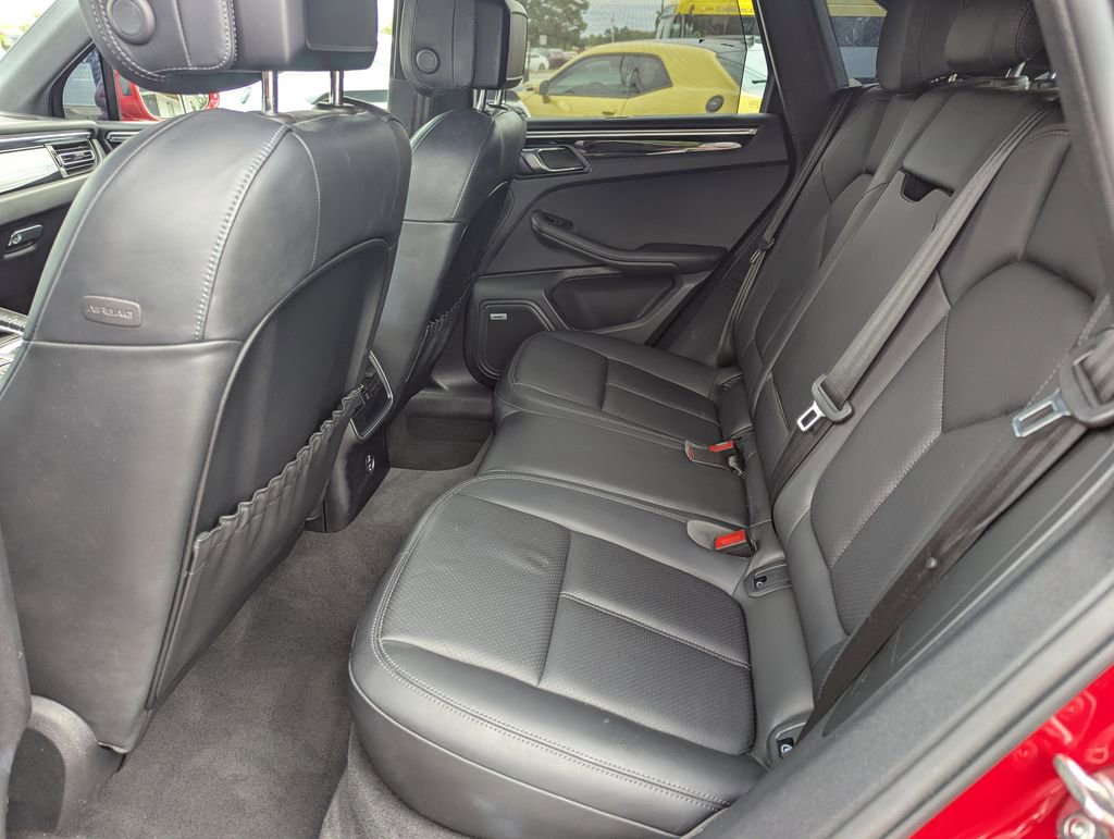 Used 2021 Porsche Macan S w/ Premium Package Plus image 11