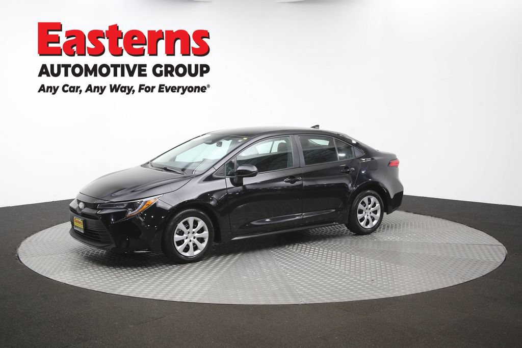 Used 2025 Toyota Corolla LE FWD image 57