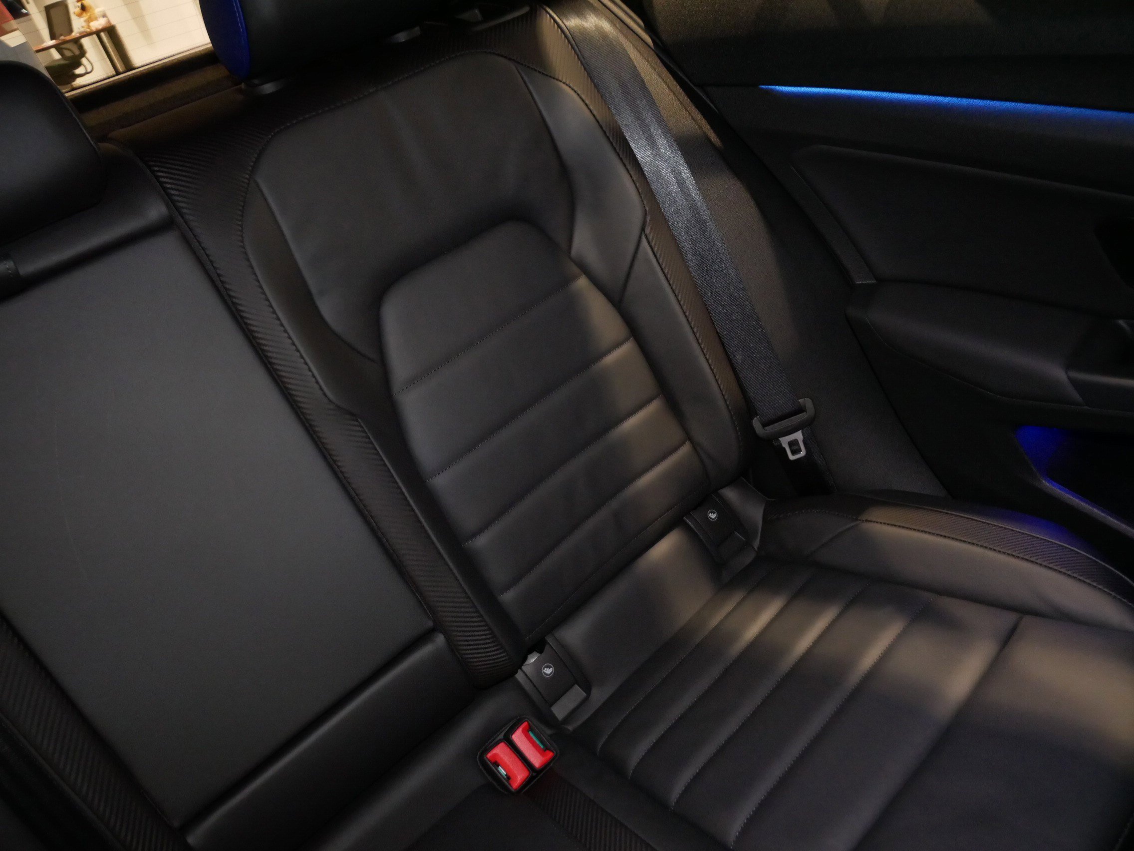 Used 2024 Volkswagen Golf R image 10