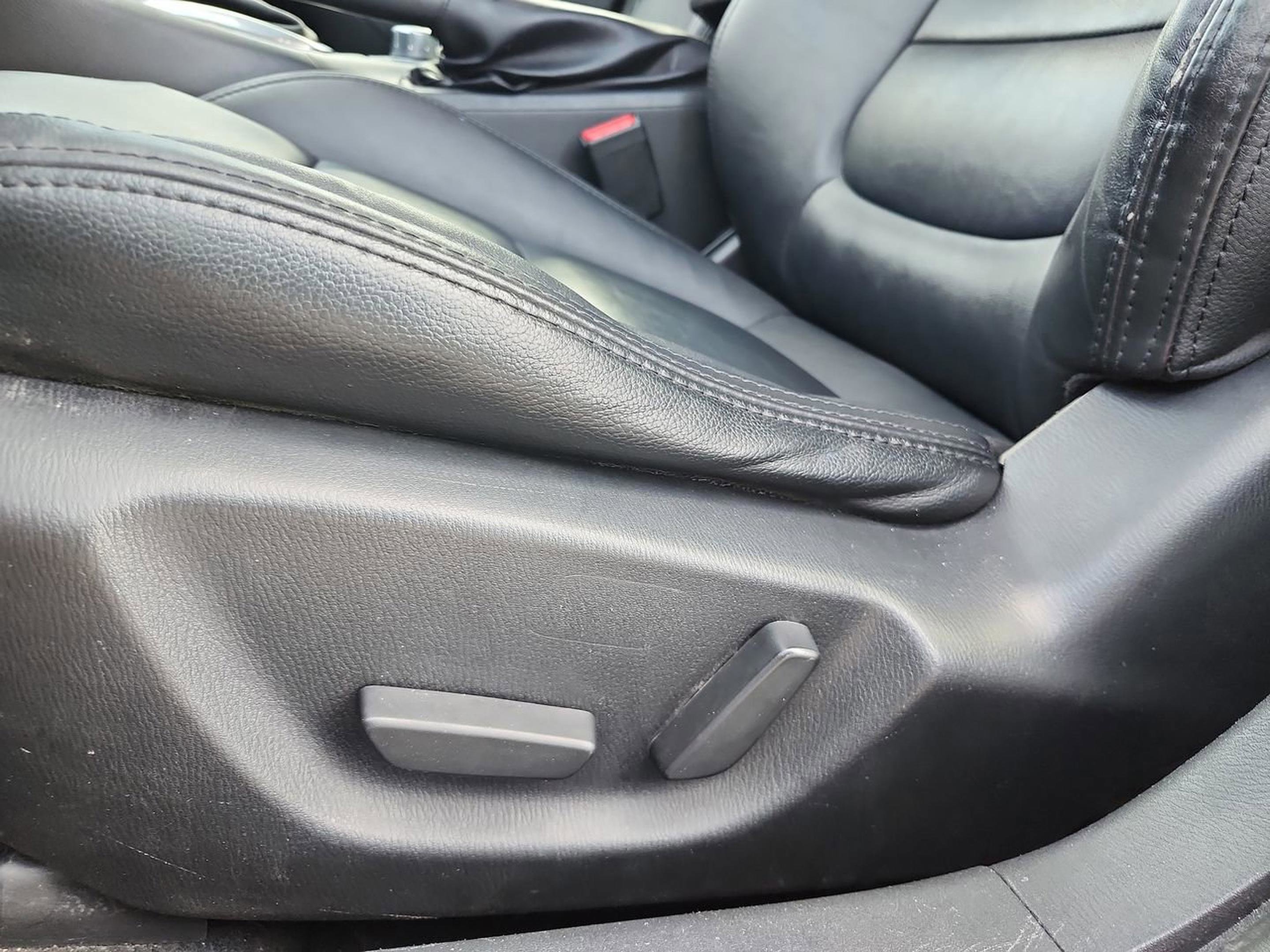 Used 2015 MAZDA MAZDA6 Touring image 13