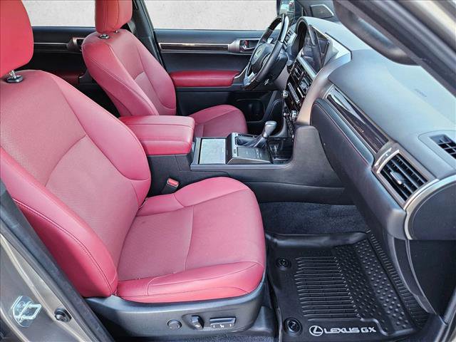Used 2023 Lexus GX 460 Premium image 23