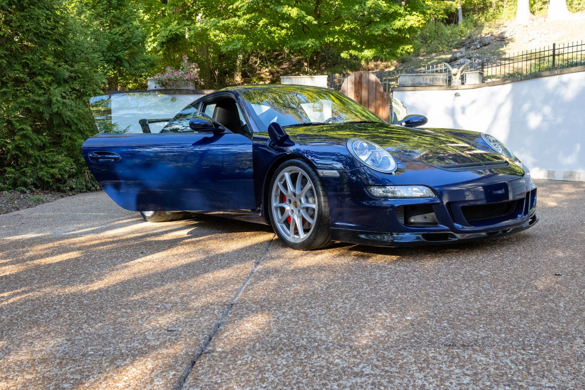 Used 2007 Porsche 911 GT3 RWD image 38