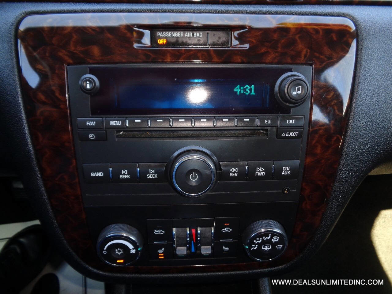 Used 2015 Chevrolet Impala LTZ FWD image 13
