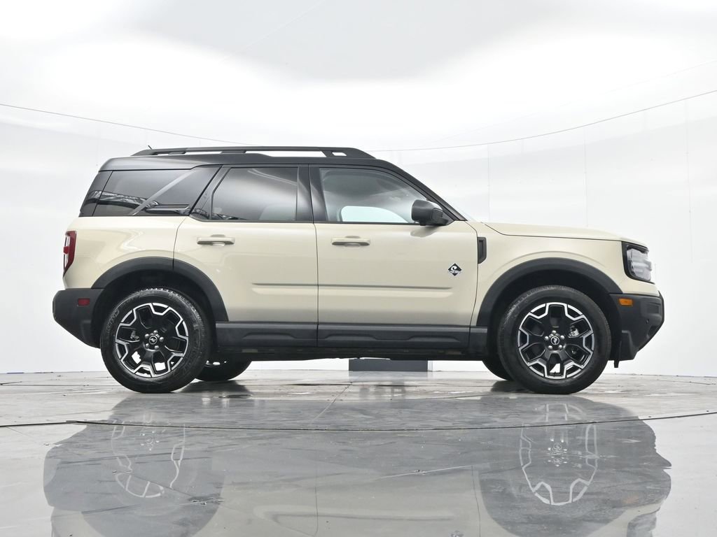 Used 2025 Ford Bronco Sport Outer Banks w/ Outer Banks Tech Package+ AWD/4WD image 33