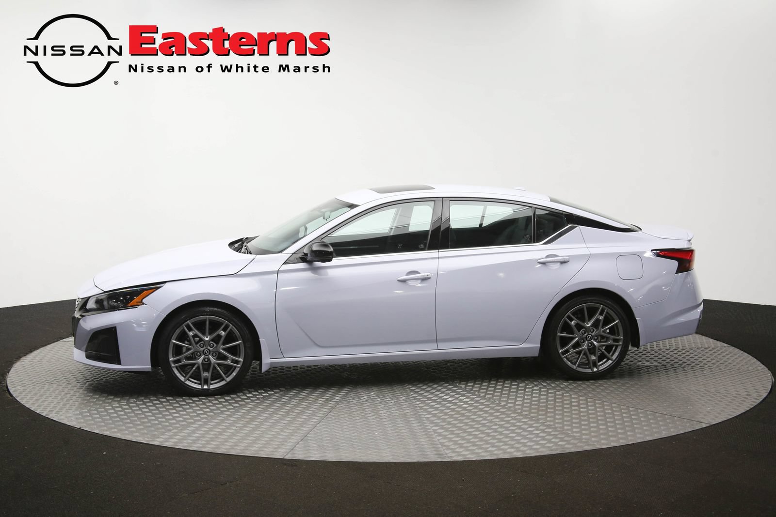 Used 2023 Nissan Altima 2.0 SR FWD image 58