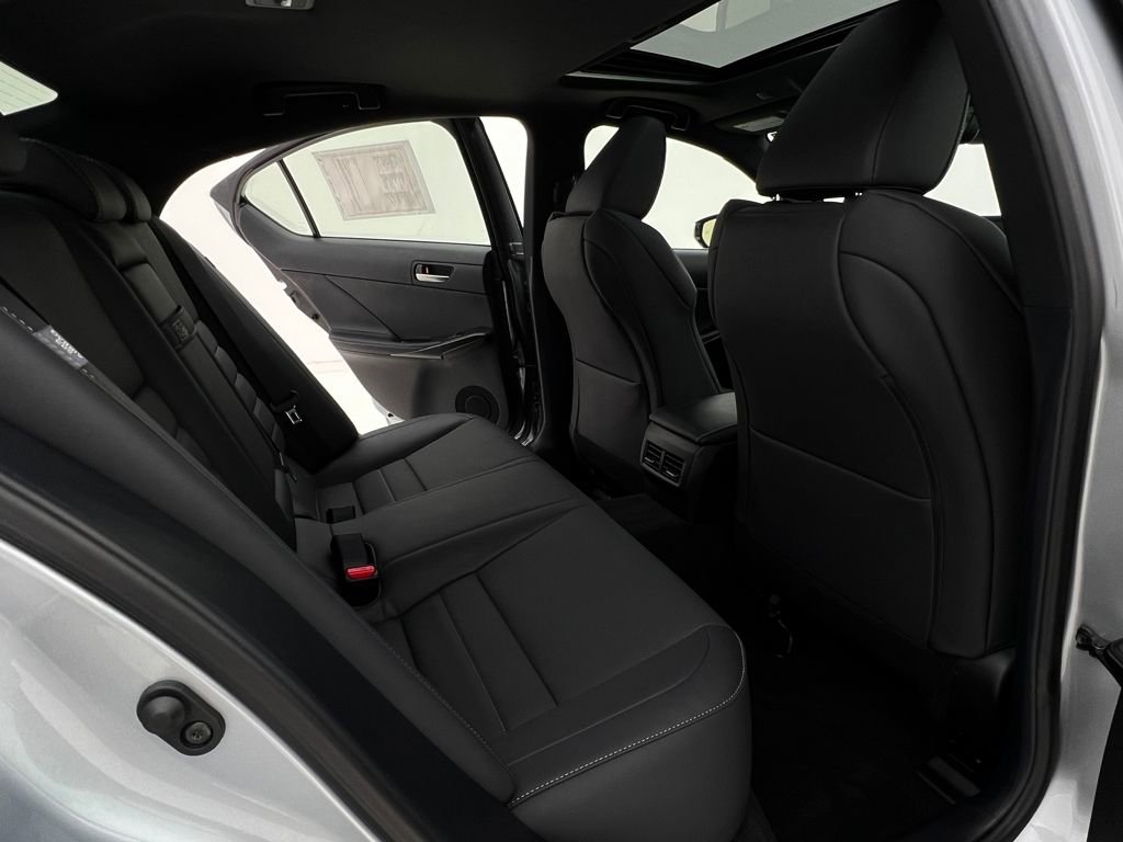 Certified 2022 Lexus IS 350 F Sport image 14