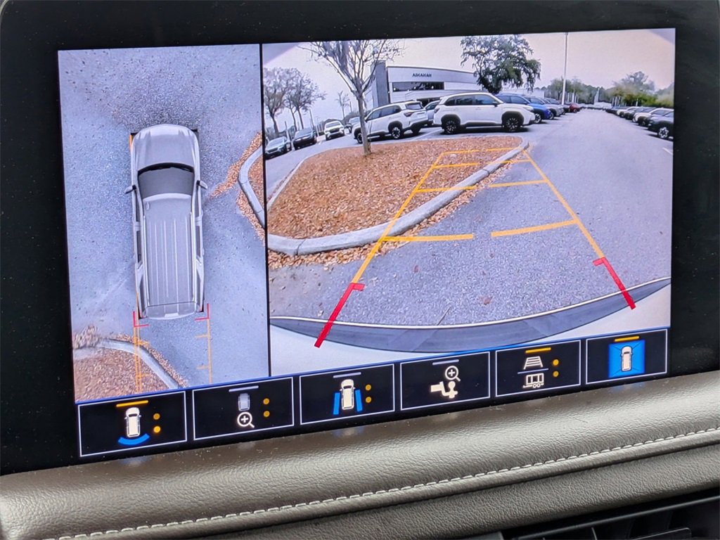 Used 2021 Chevrolet Tahoe Z71 w/ Z71 Off-Road Package image 22