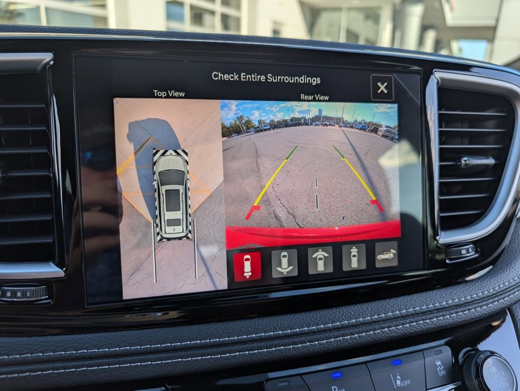 New 2026 Chrysler Pacifica Select image 25