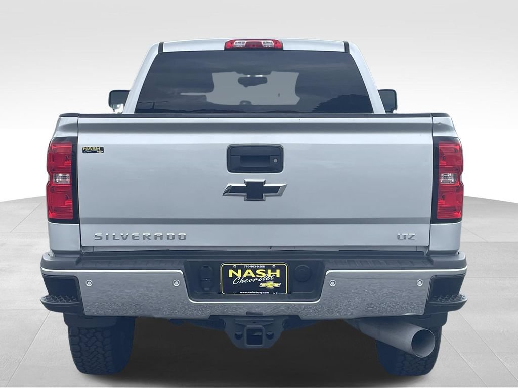 Used 2018 Chevrolet Silverado 3500 LTZ w/ Duramax Plus Package AWD/4WD image 4