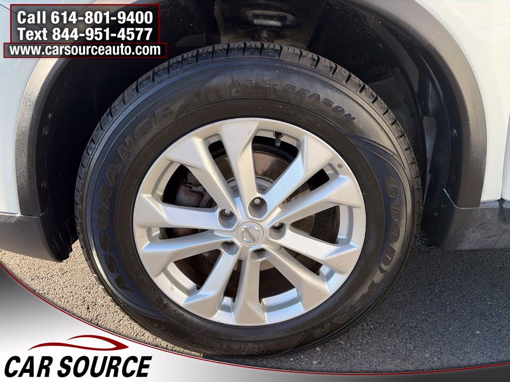 Used 2016 Nissan Rogue SV AWD/4WD image 24