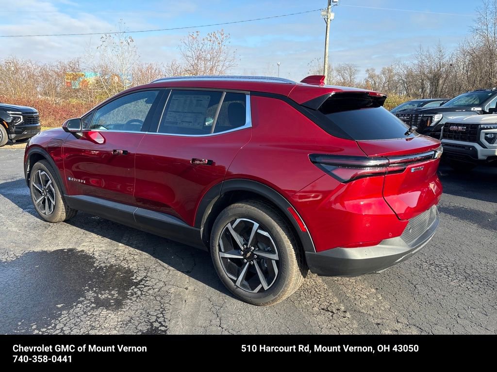 New 2026 Chevrolet Equinox EV LT image 3