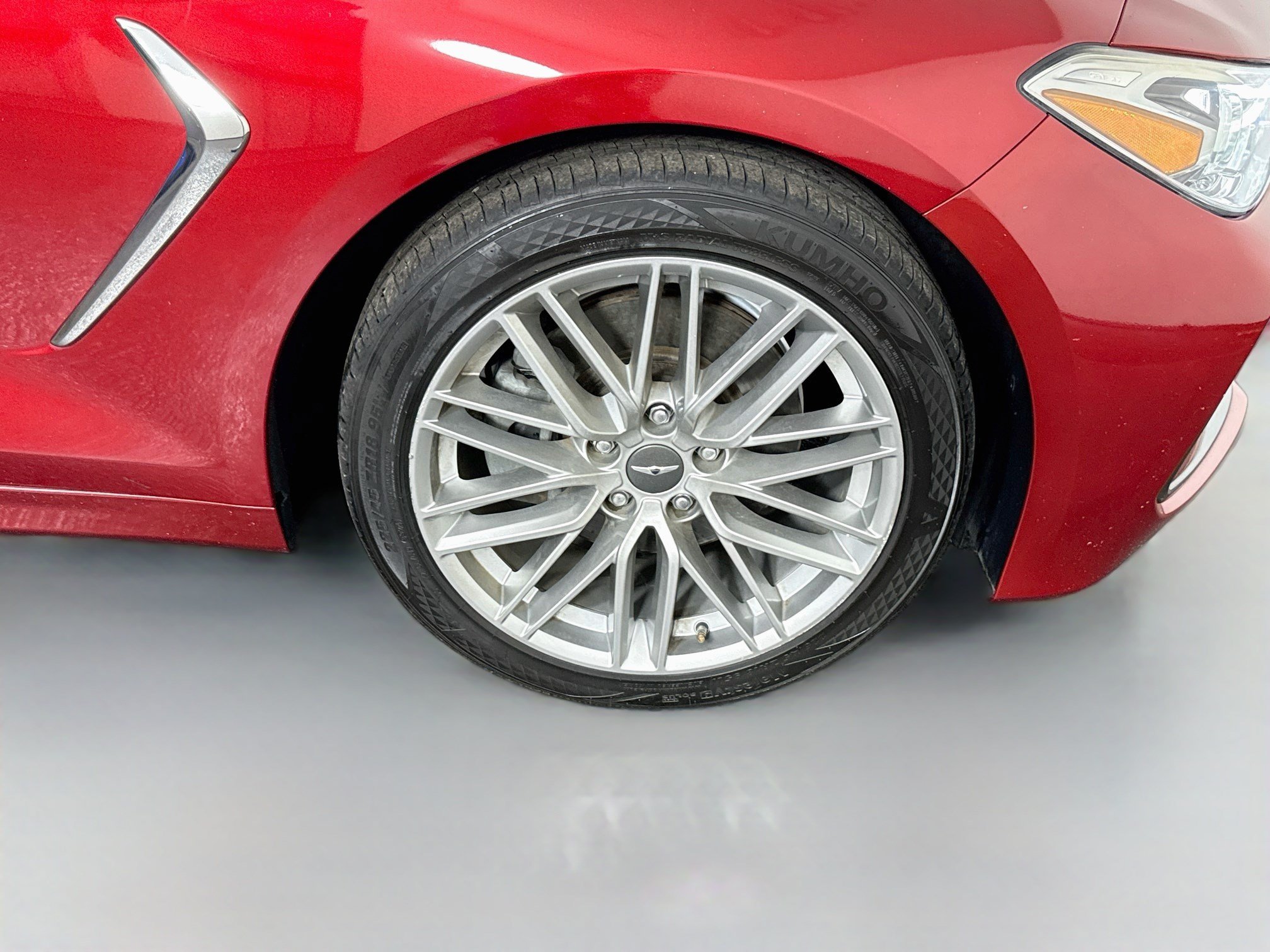 Used 2021 Genesis G70 2.0T RWD image 32