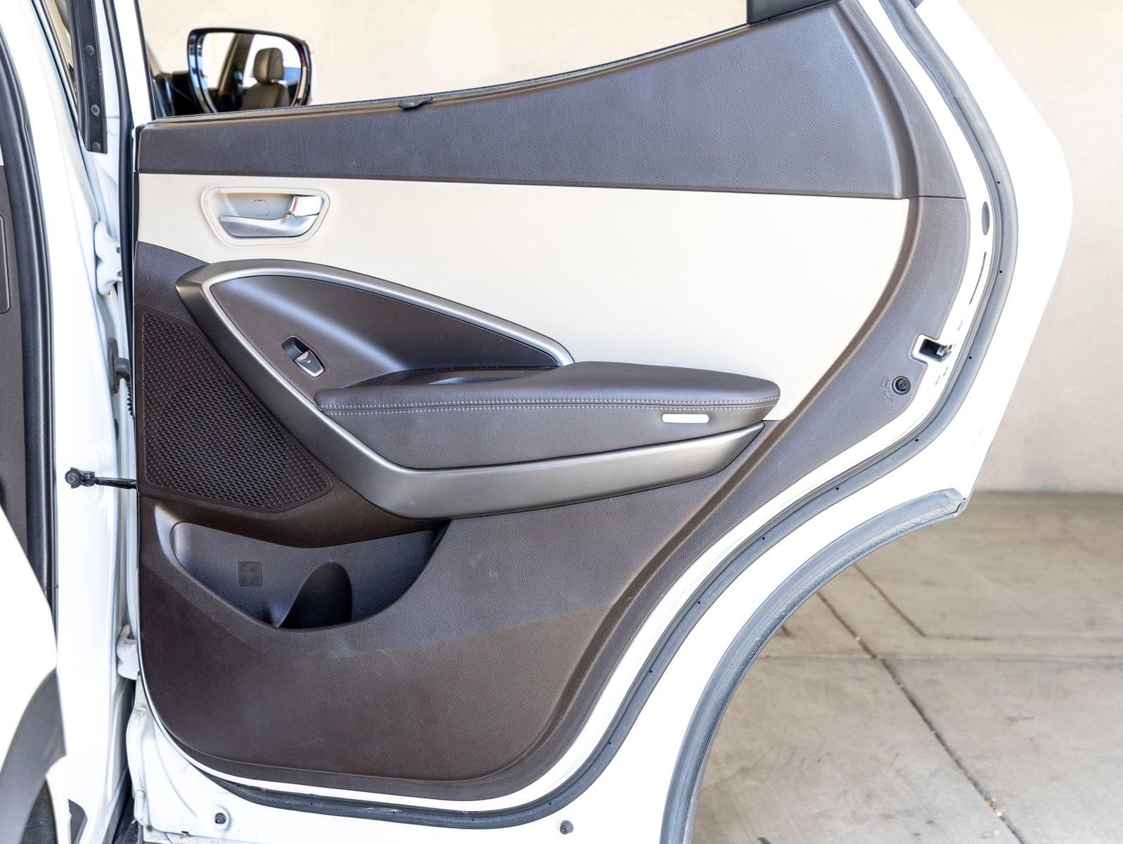 Used 2018 Hyundai Santa Fe Sport 2.0T FWD image 22