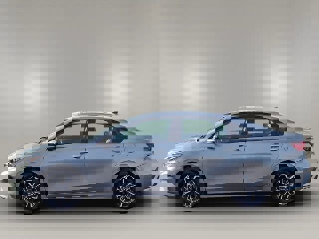 Used 2024 Kia Forte LXS image 8