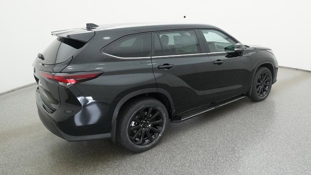 New 2026 Toyota Highlander XLE image 12