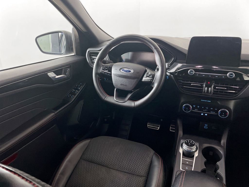 Used 2023 Ford Escape ST-Line image 24