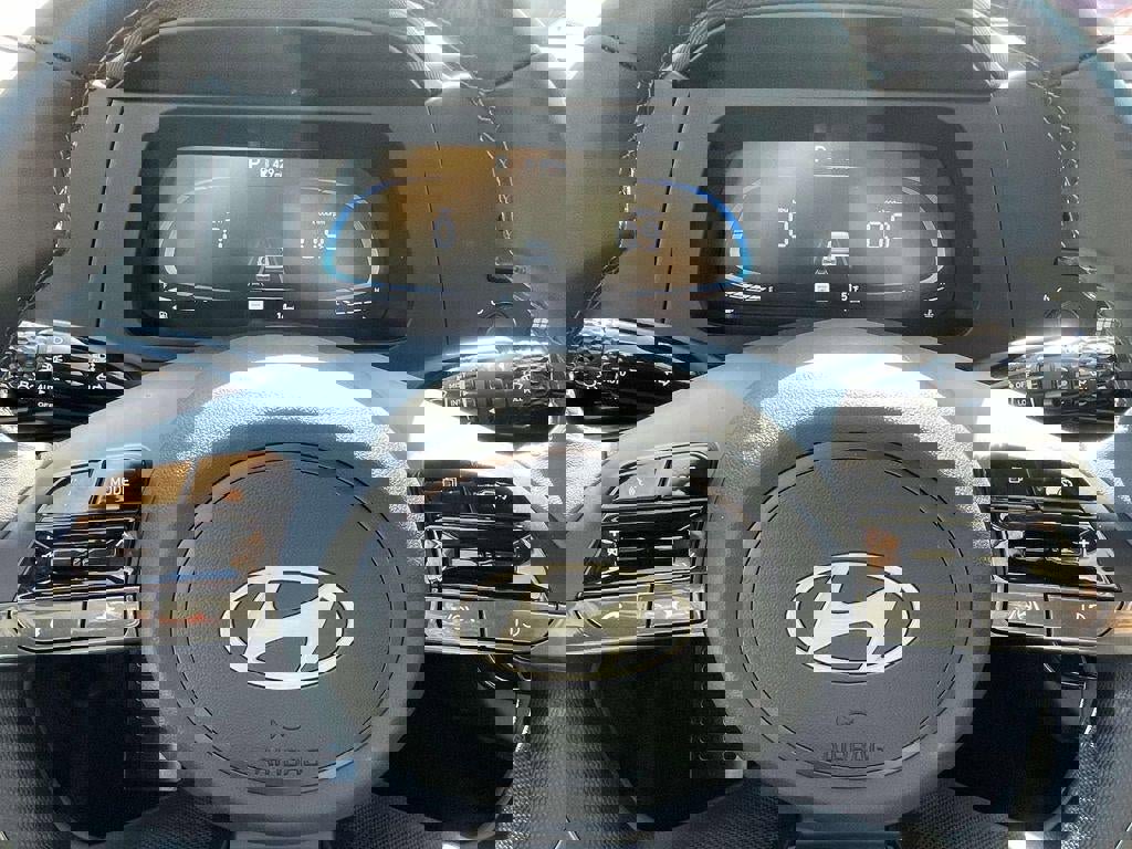 New 2026 Hyundai Elantra Sport image 36