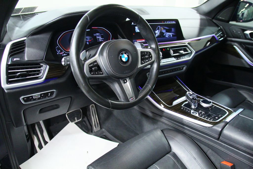 Used 2020 BMW X5 M50i w/ Premium Package AWD/4WD image 5