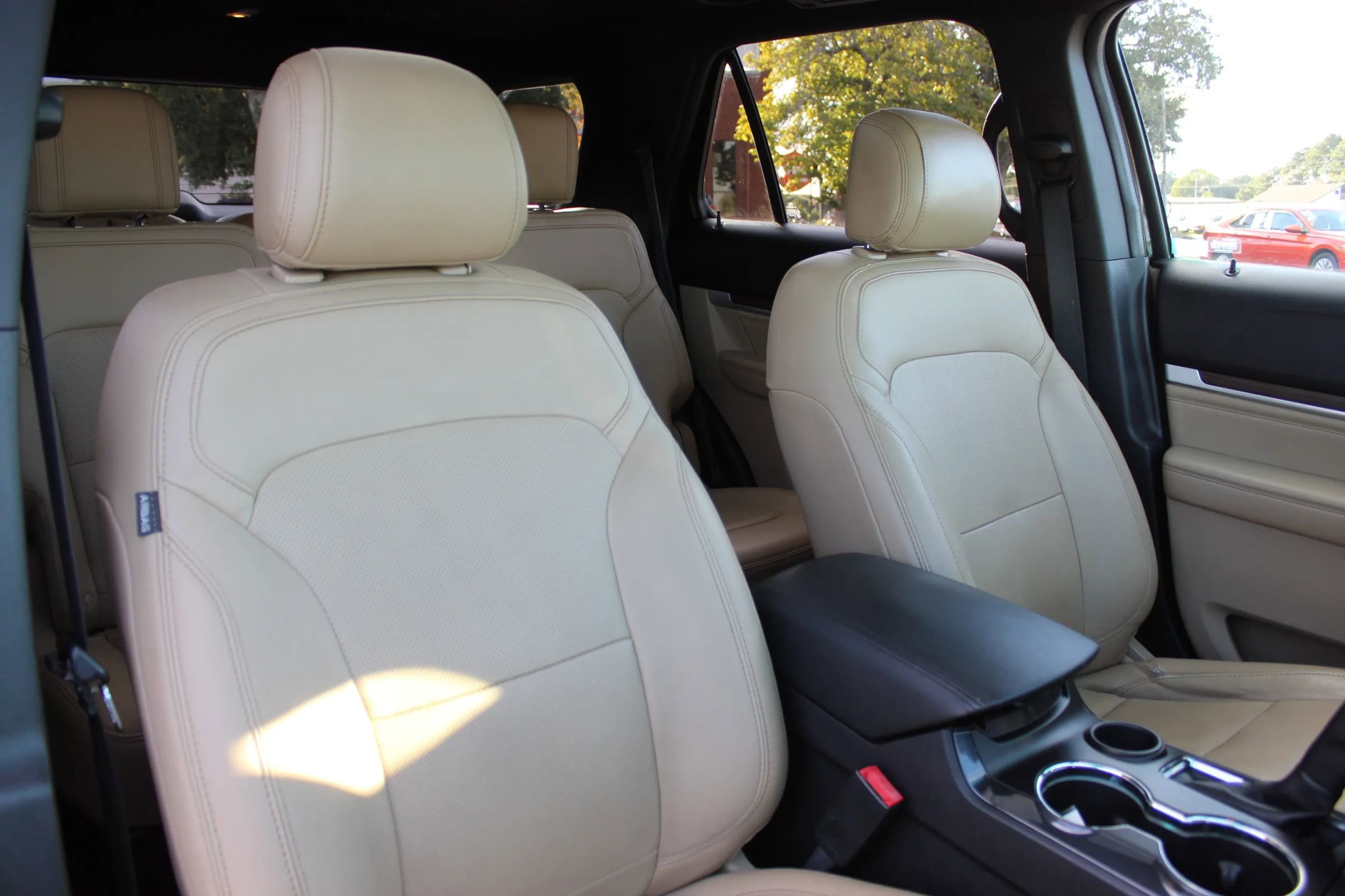 Used 2017 Ford Explorer Limited w/ Equipment Group 301A image 30