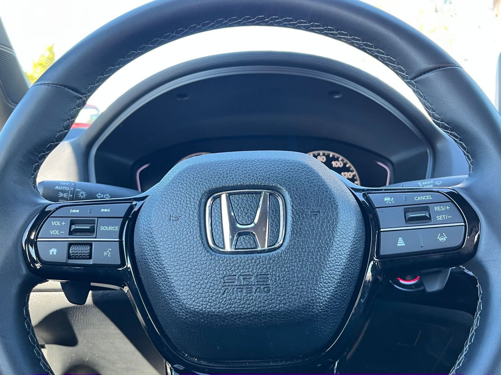 Used 2025 Honda Civic Sport image 28